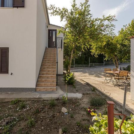 Apartment Lamaro Kastela Bagian luar foto