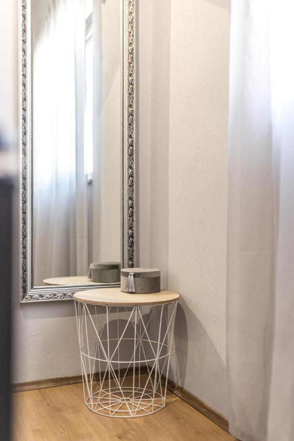 Apartment Lamaro Kastela Bagian luar foto